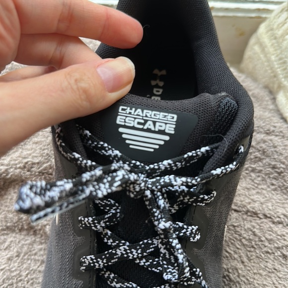 Under Armour charged escape sneakers 👟 - Picture 7 of 10
